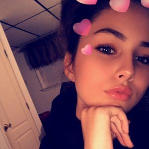 Meet your Posher, Zavia